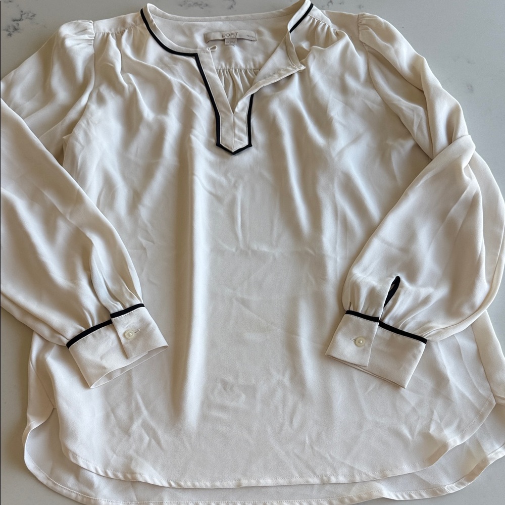 LOFT Ivory with Black Piping